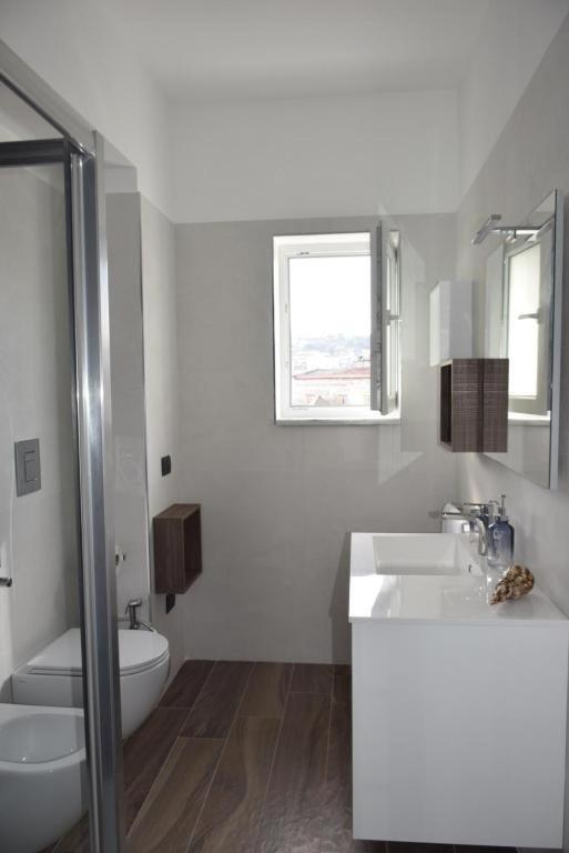 Metro Art Suite Napoli Ngoại thất bức ảnh